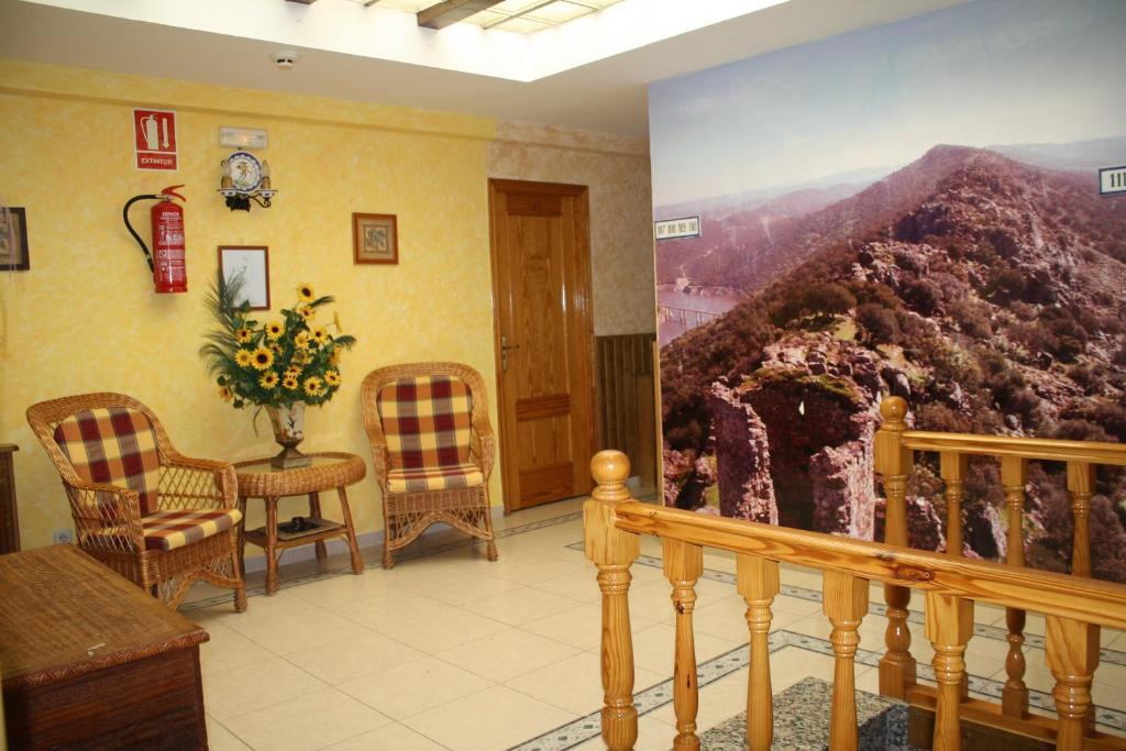 Hotel Carvajal Torrejón el Rubio Zimmer foto